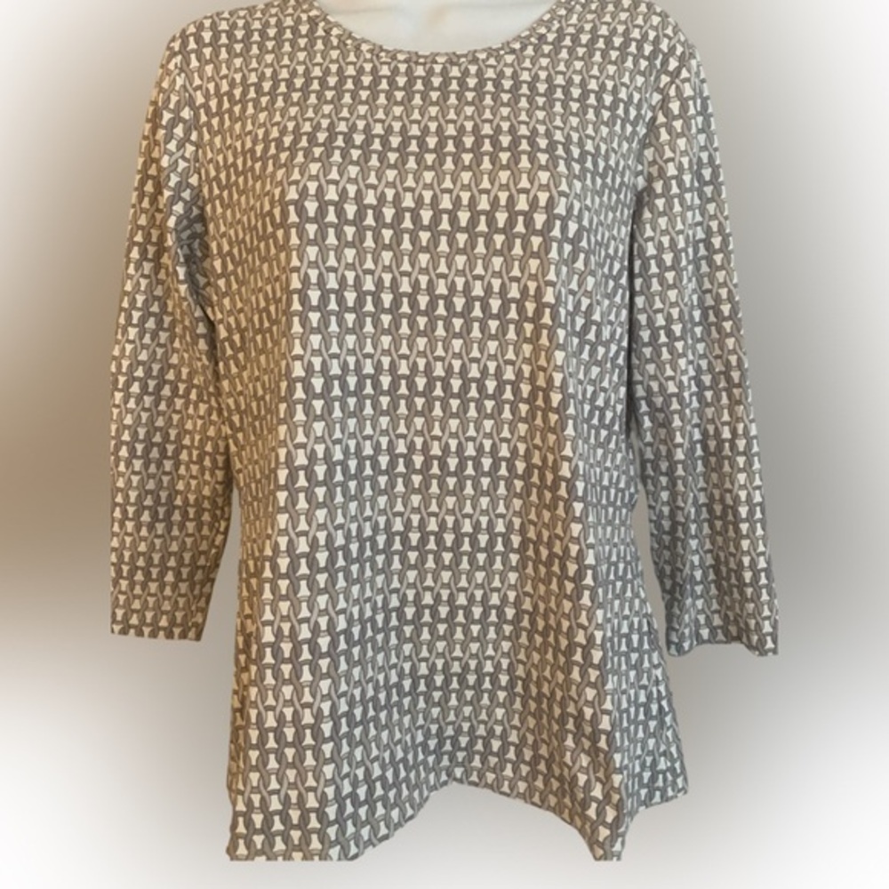 J McLaughlin Quarter Sleeve Shirt -L gray /cream, polyester spandex